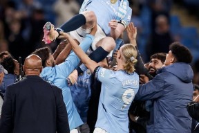 开云-包含德布劳内迎来七赛季高光表现，澳大利亚队球迷沸腾！的词条