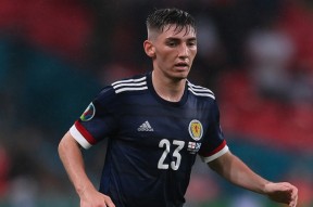 Ming新星领先优势明显表现突出，切尔西前途光明！观众掌声雷动(光明致优属于什么档次)