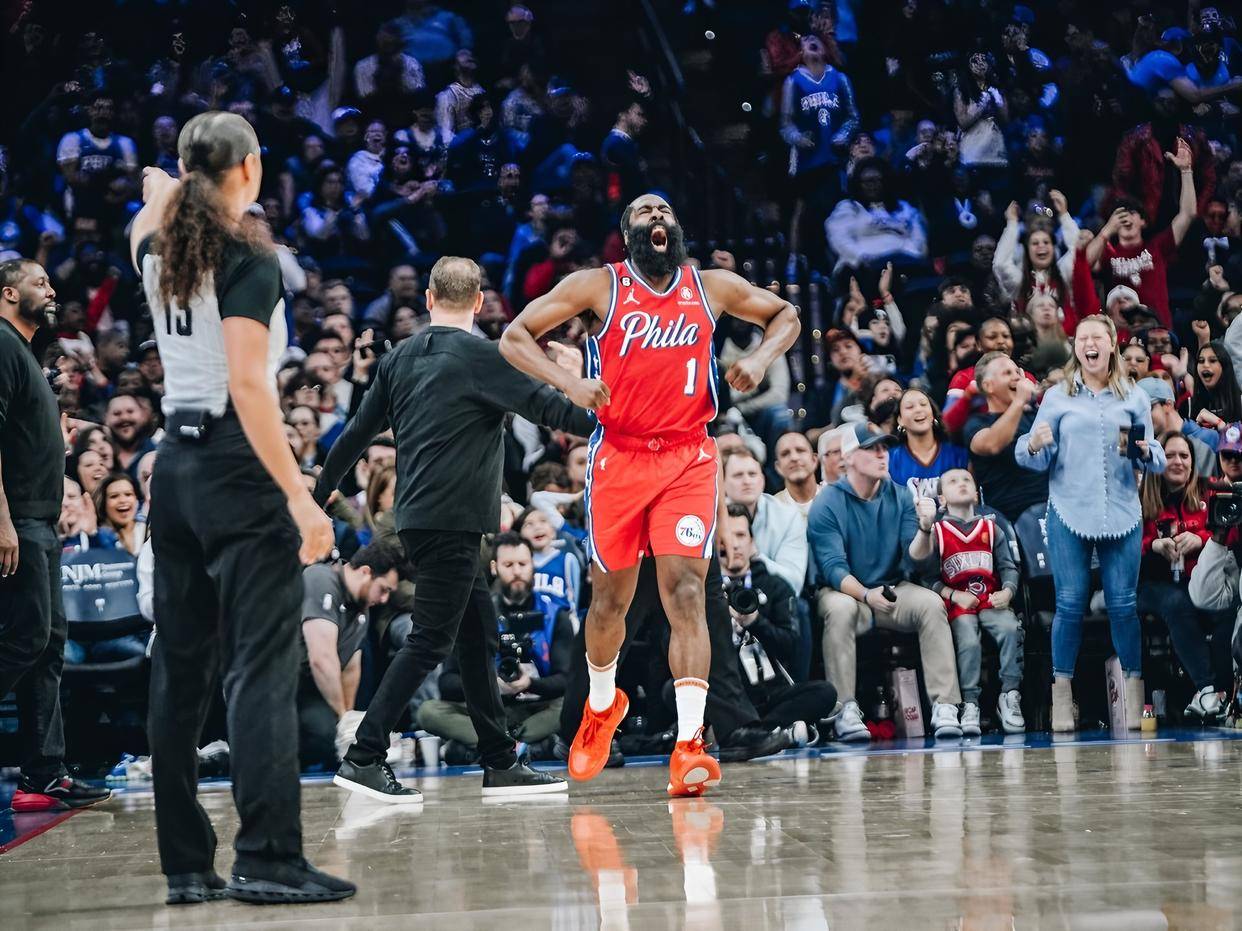 包含哈登回归赛场,逆转首场状态亮眼,FPX观众沸腾!的词条 包含哈登回归赛场,逆转首场状态亮眼,FPX观众沸腾!的词条